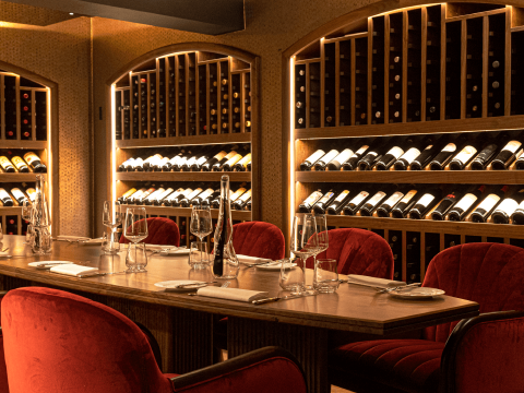 GRR SG APRIL 2023 INTERIORS WINE ROOM4 urwrgh.280624